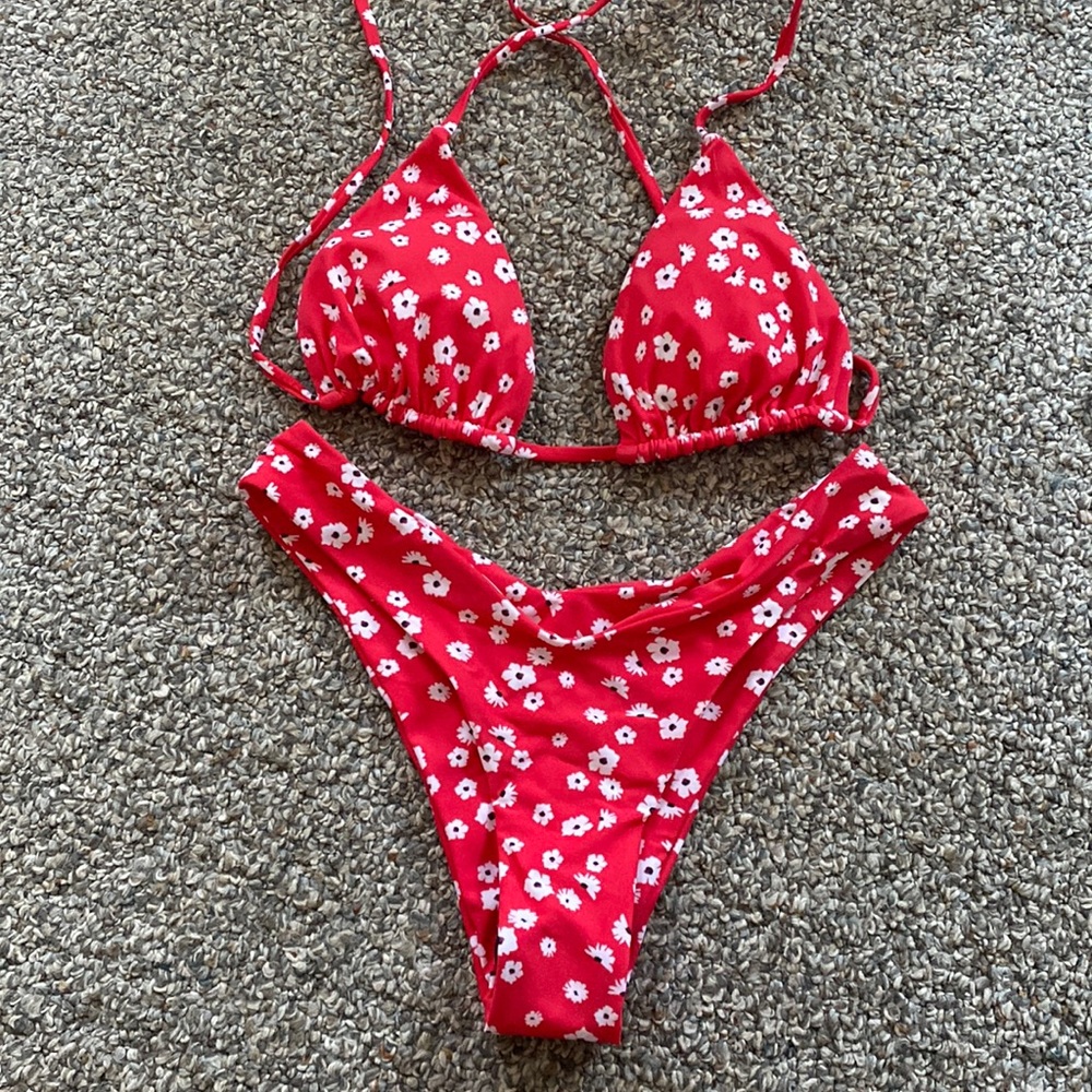 red flower bikini - small